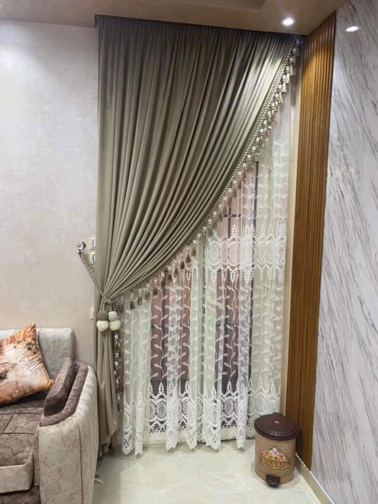 Curtains & Window