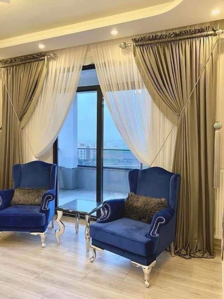 Curtains & Window