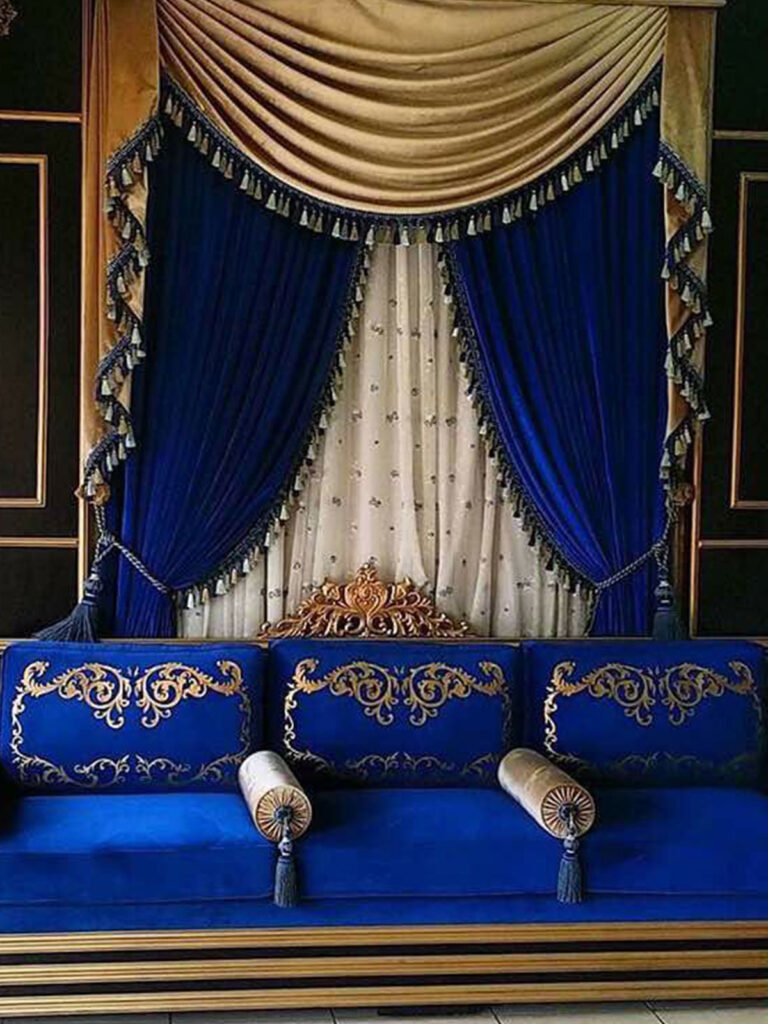 Curtains & Window