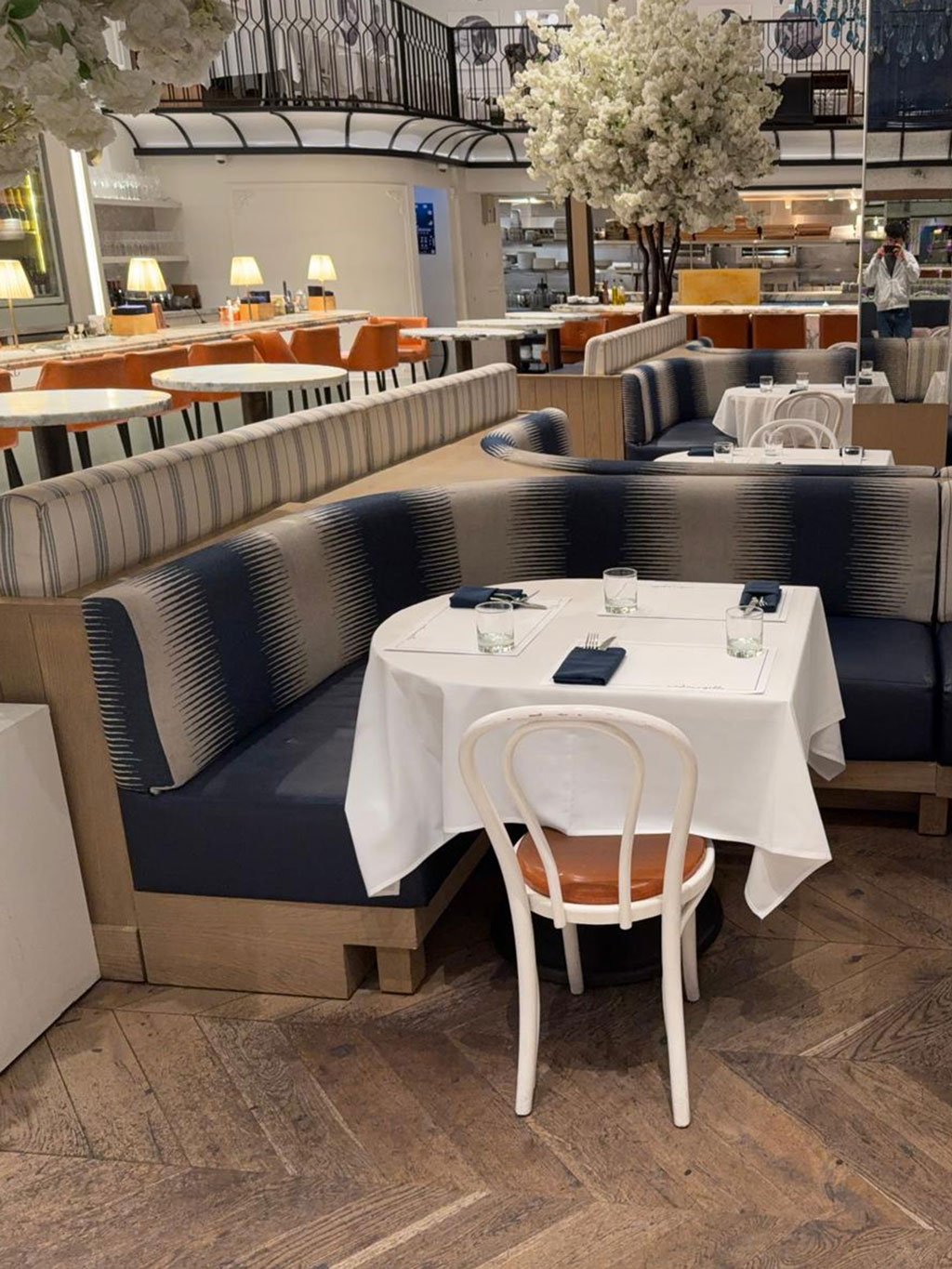 Custom Furniture. Stunning Renovations. Thoughtful Design.