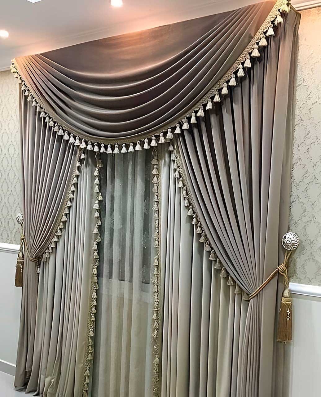 Curtains & Window
